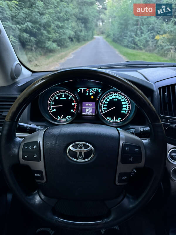 Внедорожник / Кроссовер Toyota Land Cruiser 2008 в Ковеле