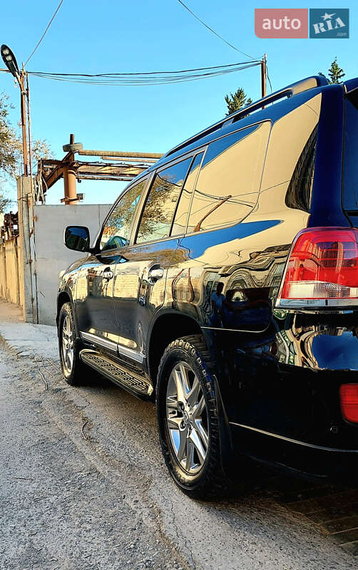 Внедорожник / Кроссовер Toyota Land Cruiser 2011 в Киеве фото 22 Внедорожник / Кроссовер Toyota Land Cruiser 2011 в Киеве