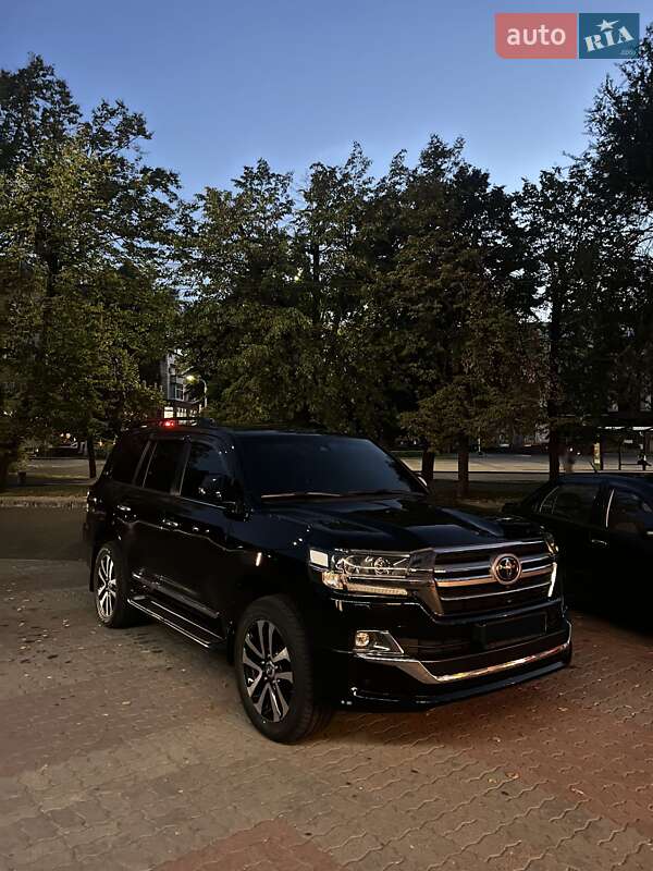 Внедорожник / Кроссовер Toyota Land Cruiser 2019 в Черкассах