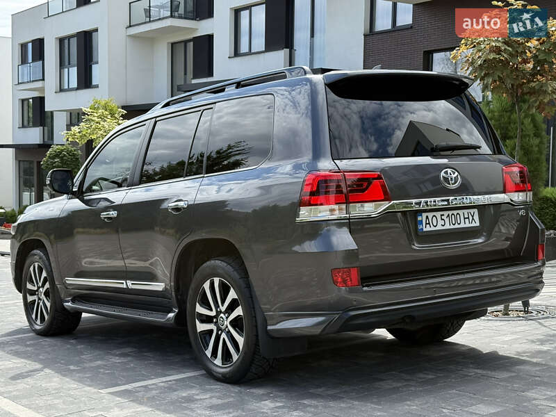 Позашляховик / Кросовер Toyota Land Cruiser 2018 в Ужгороді фото 7 Позашляховик / Кросовер Toyota Land Cruiser 2018 в Ужгороді