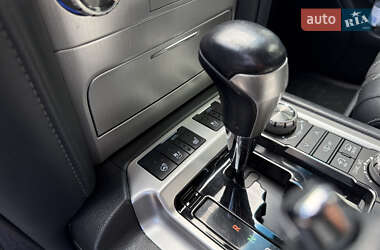 Внедорожник / Кроссовер Toyota Land Cruiser 2018 в 