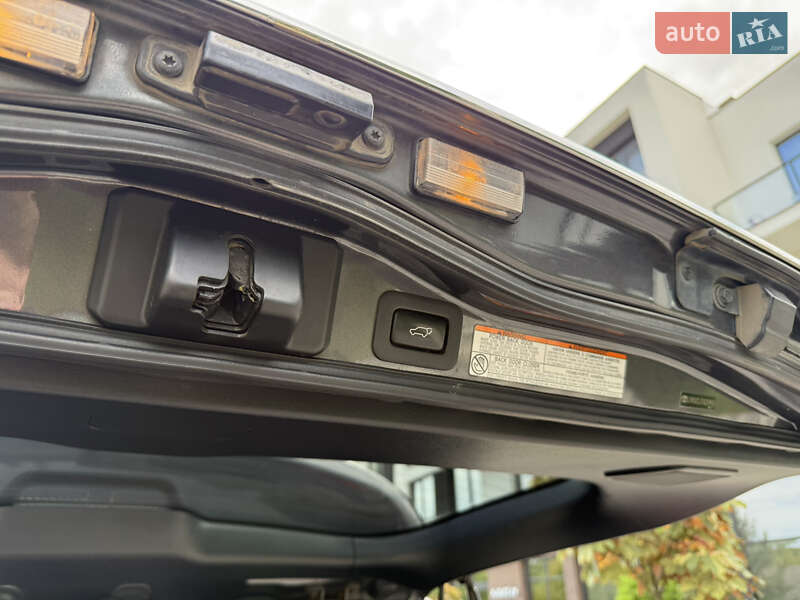 Позашляховик / Кросовер Toyota Land Cruiser 2018 в Ужгороді фото 37 Позашляховик / Кросовер Toyota Land Cruiser 2018 в Ужгороді