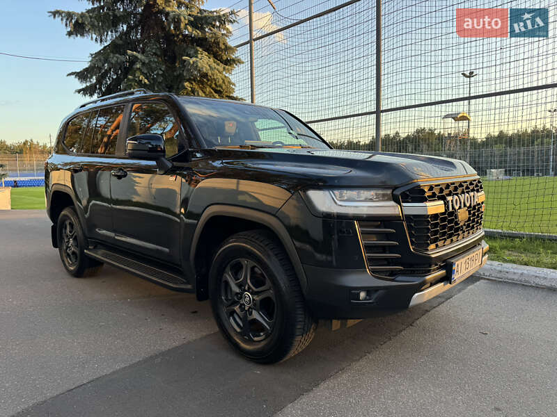 Toyota Land Cruiser 2023