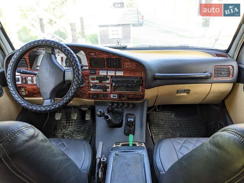 Внедорожник / Кроссовер Toyota Land Cruiser 1991 в Буковеле
