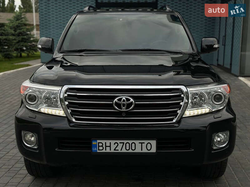 Позашляховик / Кросовер Toyota Land Cruiser 2012 в Одесі