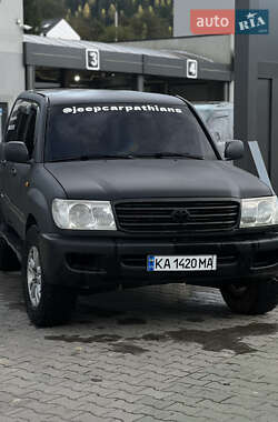 Внедорожник / Кроссовер Toyota Land Cruiser 2000 в Яремче