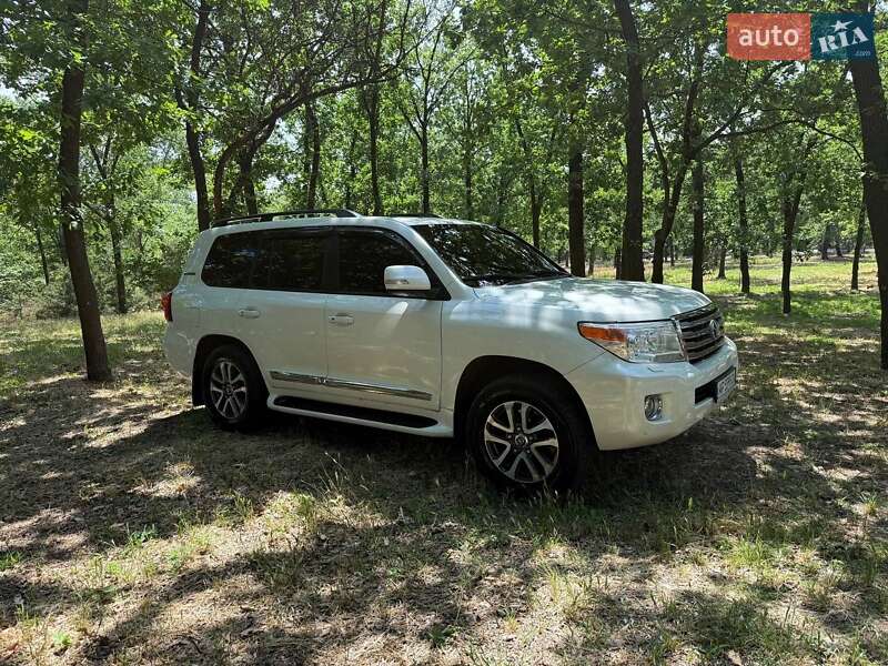 Внедорожник / Кроссовер Toyota Land Cruiser 2013 в Запорожье