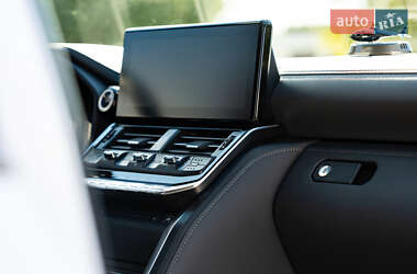 Внедорожник / Кроссовер Toyota Land Cruiser 2023 в 