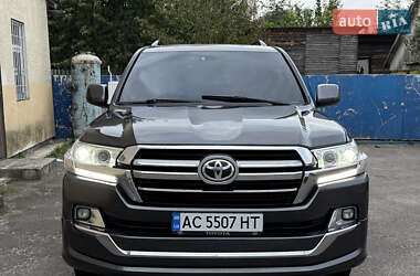 Внедорожник / Кроссовер Toyota Land Cruiser 2010 в Владимире