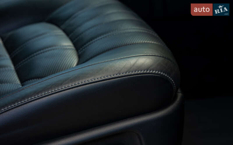 Позашляховик / Кросовер Toyota Land Cruiser 2020 в Чернівцях