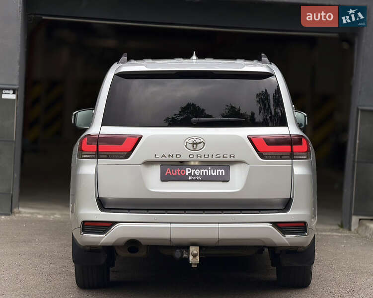 Внедорожник / Кроссовер Toyota Land Cruiser 2021 в Харькове