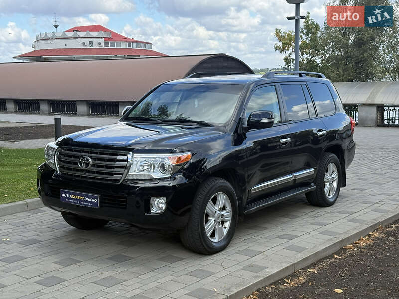 Toyota Land Cruiser 2014