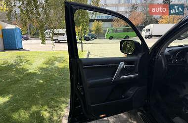 Внедорожник / Кроссовер Toyota Land Cruiser 2014 в 