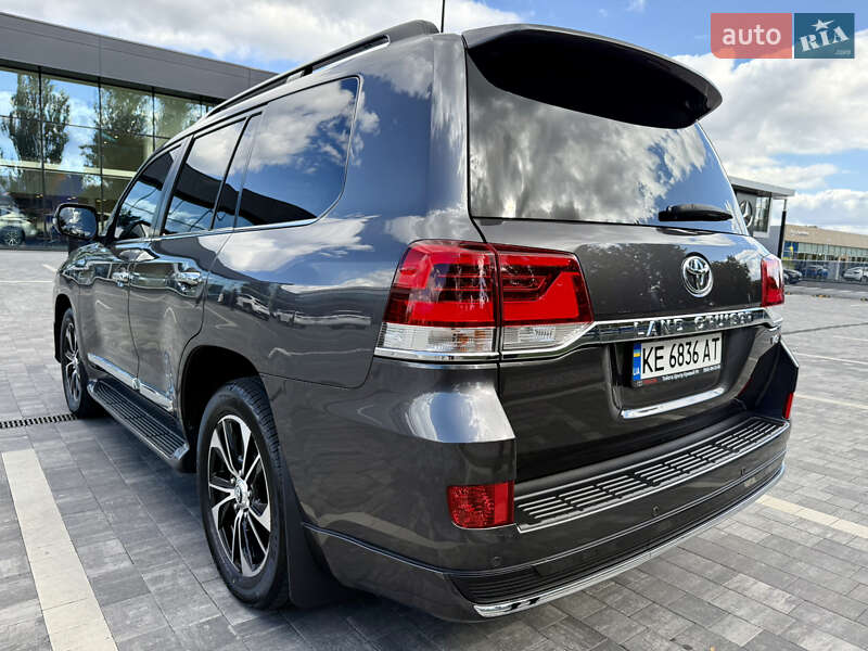 Внедорожник / Кроссовер Toyota Land Cruiser 2020 в Днепре