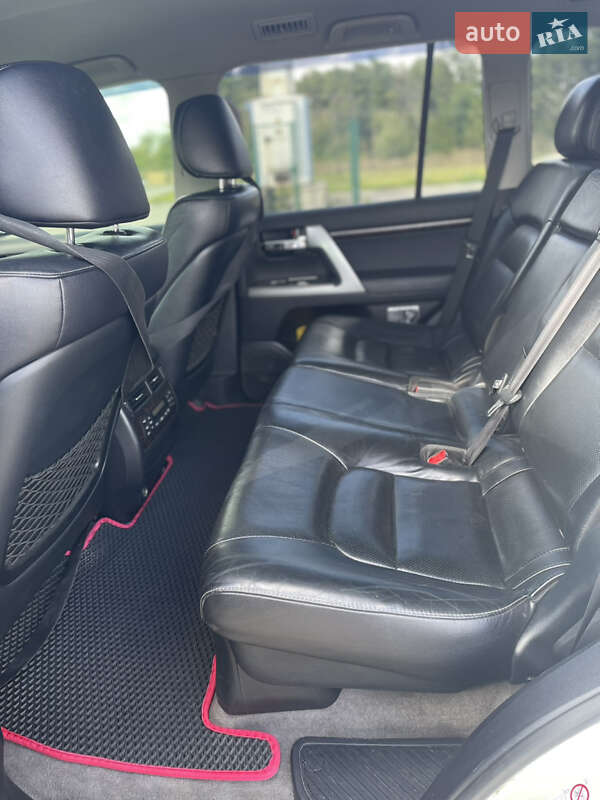 Внедорожник / Кроссовер Toyota Land Cruiser 2012 в Василькове