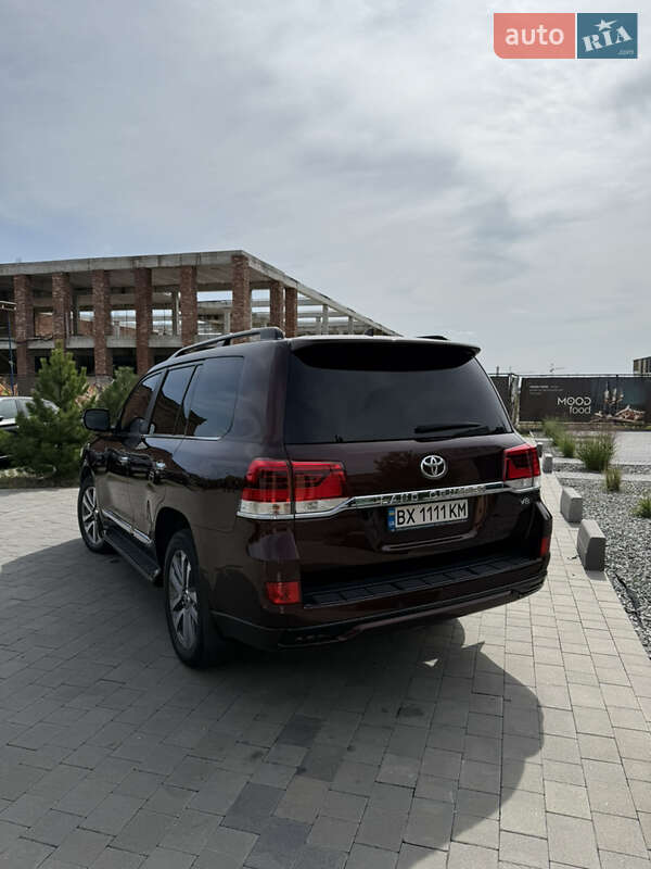 Внедорожник / Кроссовер Toyota Land Cruiser 2018 в Хмельницком