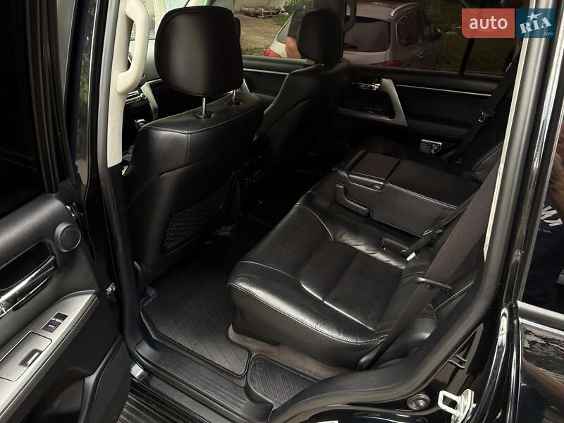 Внедорожник / Кроссовер Toyota Land Cruiser 2012 в Калуше