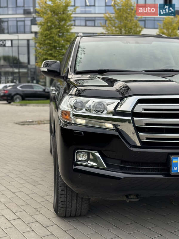 Внедорожник / Кроссовер Toyota Land Cruiser 2019 в Ужгороде