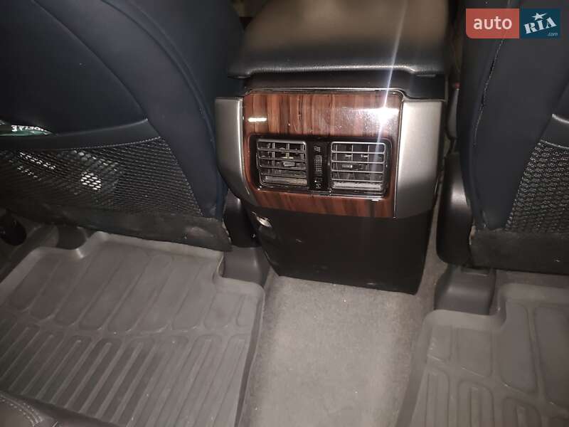 Внедорожник / Кроссовер Toyota Land Cruiser 2012 в Кривом Роге фото 16 Внедорожник / Кроссовер Toyota Land Cruiser 2012 в Кривом Роге