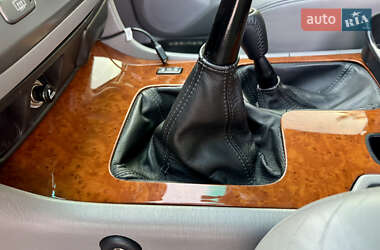 Внедорожник / Кроссовер Toyota Land Cruiser 2003 в 