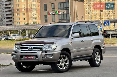 Внедорожник / Кроссовер Toyota Land Cruiser 2003 в 