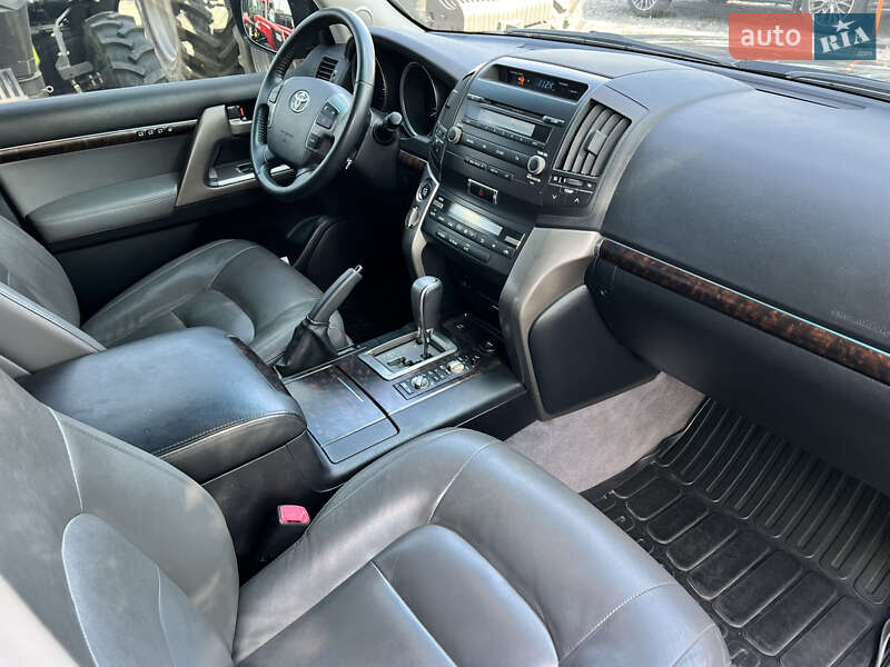 Внедорожник / Кроссовер Toyota Land Cruiser 2011 в Умани фото 22 Внедорожник / Кроссовер Toyota Land Cruiser 2011 в Умани