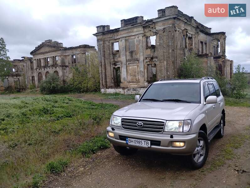 Позашляховик / Кросовер Toyota Land Cruiser 2004 в Одесі