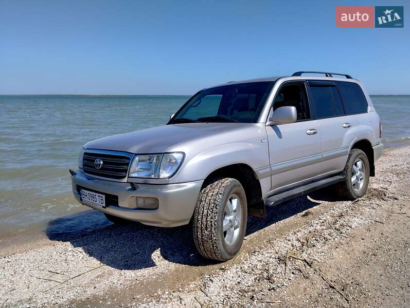Позашляховик / Кросовер Toyota Land Cruiser 2004 в Одесі