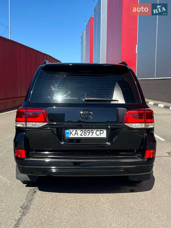 Внедорожник / Кроссовер Toyota Land Cruiser 2007 в Киеве