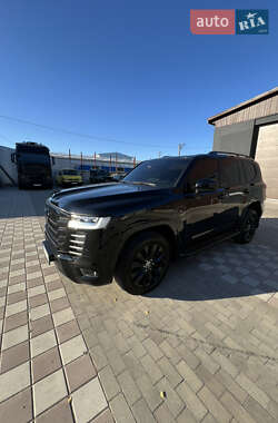 Внедорожник / Кроссовер Toyota Land Cruiser 2022 в  фото 6 Внедорожник / Кроссовер Toyota Land Cruiser 2022 в