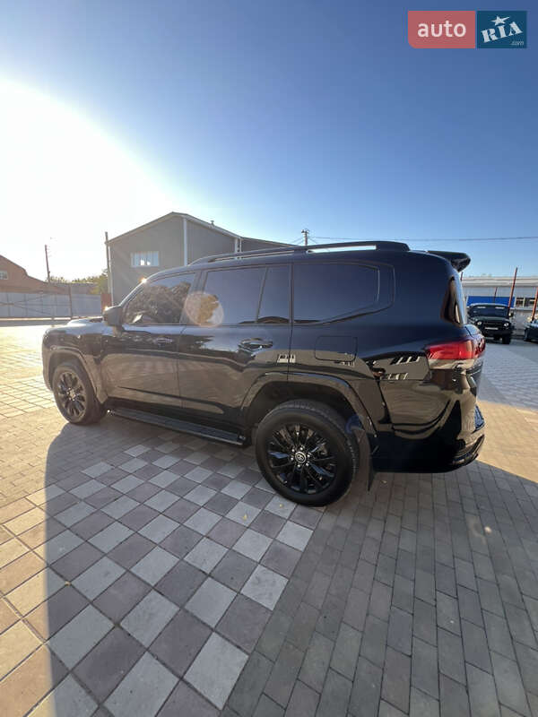 Внедорожник / Кроссовер Toyota Land Cruiser 2022 в Киеве