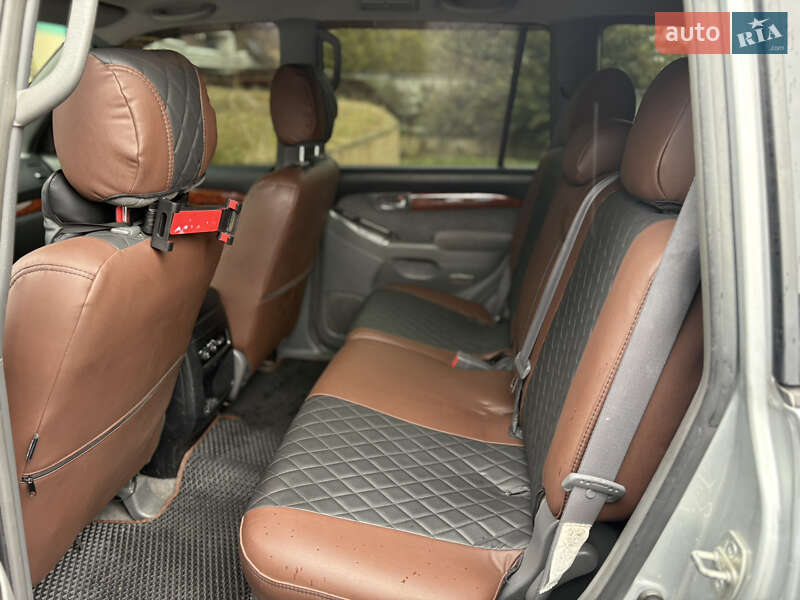 Внедорожник / Кроссовер Toyota Land Cruiser 2006 в Киеве фото 16 Внедорожник / Кроссовер Toyota Land Cruiser 2006 в Киеве