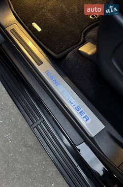 Внедорожник / Кроссовер Toyota Land Cruiser 2017 в 