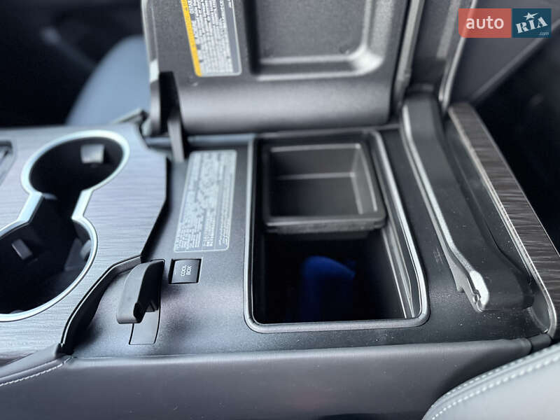 Внедорожник / Кроссовер Toyota Land Cruiser 2022 в Киеве фото 82 Внедорожник / Кроссовер Toyota Land Cruiser 2022 в Киеве