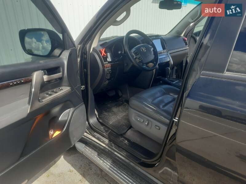 Внедорожник / Кроссовер Toyota Land Cruiser 2007 в Днепре