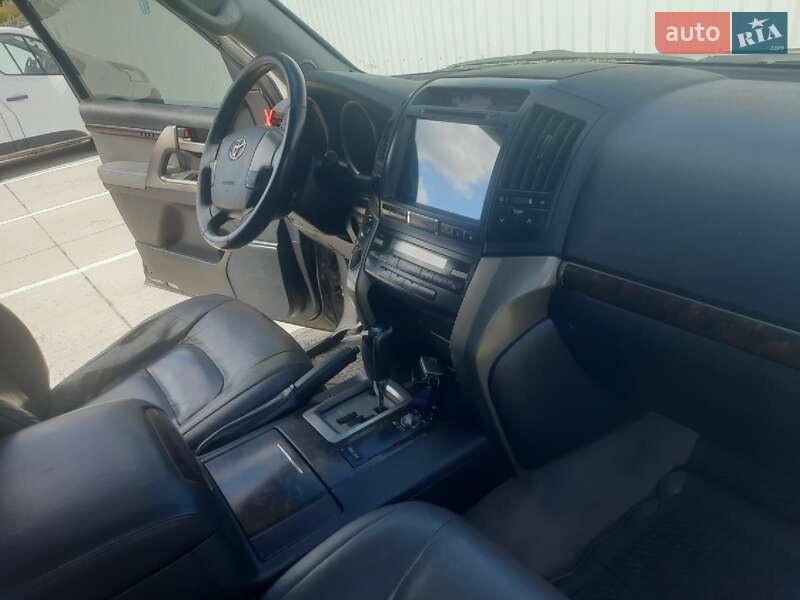 Внедорожник / Кроссовер Toyota Land Cruiser 2007 в Днепре