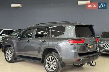 Внедорожник / Кроссовер Toyota Land Cruiser 2021 в  фото 12 Внедорожник / Кроссовер Toyota Land Cruiser 2021 в