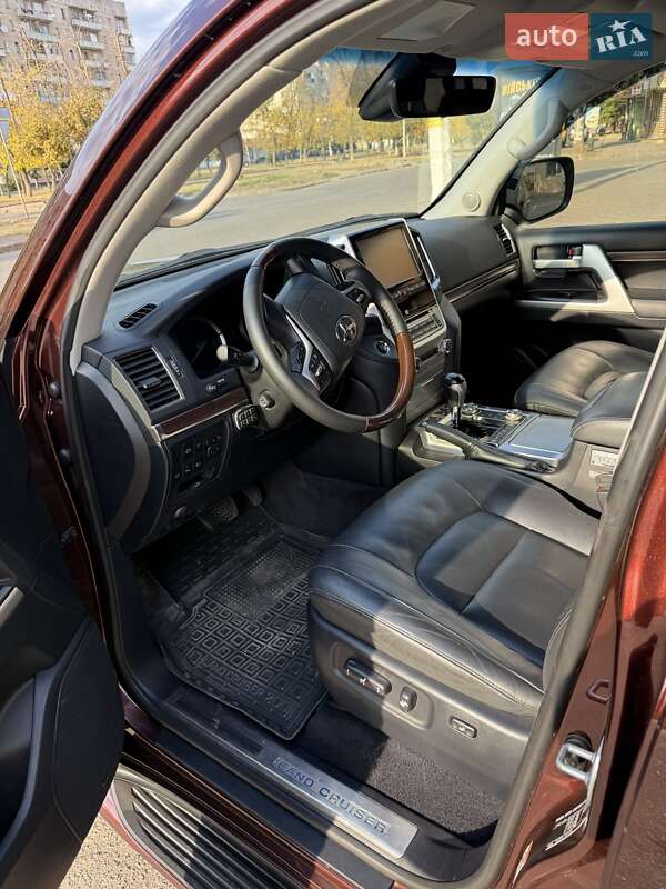 Внедорожник / Кроссовер Toyota Land Cruiser 2016 в Киеве