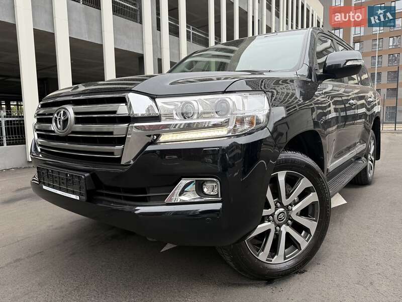 Внедорожник / Кроссовер Toyota Land Cruiser 2020 в Киеве фото 46 Внедорожник / Кроссовер Toyota Land Cruiser 2020 в Киеве