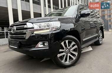Внедорожник / Кроссовер Toyota Land Cruiser 2020 в Киеве