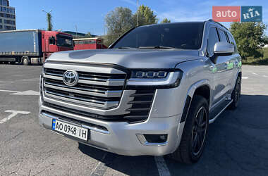 Внедорожник / Кроссовер Toyota Land Cruiser 2011 в 