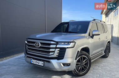 Внедорожник / Кроссовер Toyota Land Cruiser 2011 в 