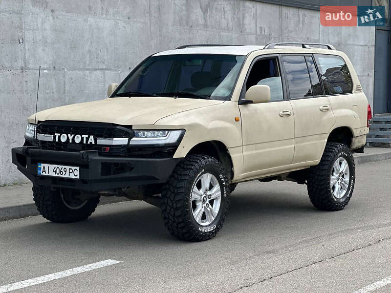 Внедорожник / Кроссовер Toyota Land Cruiser 2001 в Киеве