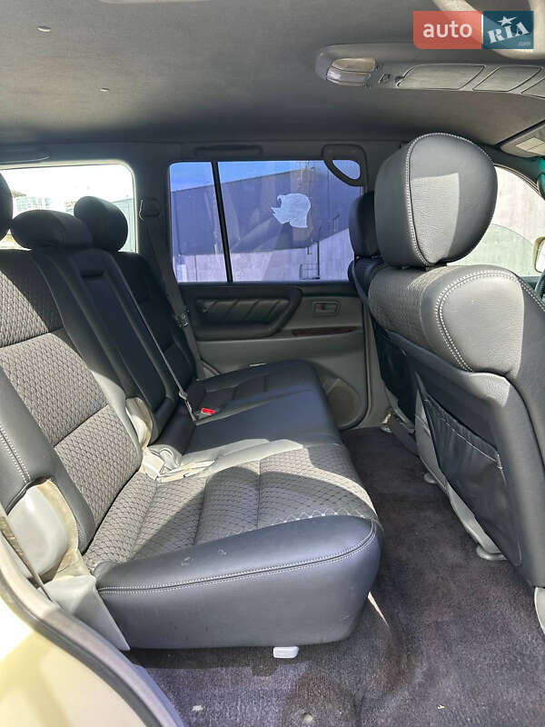 Внедорожник / Кроссовер Toyota Land Cruiser 2001 в Киеве