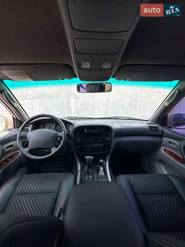 Внедорожник / Кроссовер Toyota Land Cruiser 2001 в Киеве