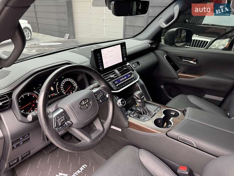 Внедорожник / Кроссовер Toyota Land Cruiser 2022 в Одессе фото 9 Внедорожник / Кроссовер Toyota Land Cruiser 2022 в Одессе
