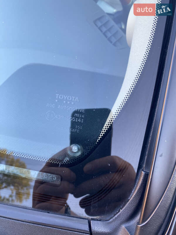 Позашляховик / Кросовер Toyota Land Cruiser 2012 в Харкові фото 4 Позашляховик / Кросовер Toyota Land Cruiser 2012 в Харкові