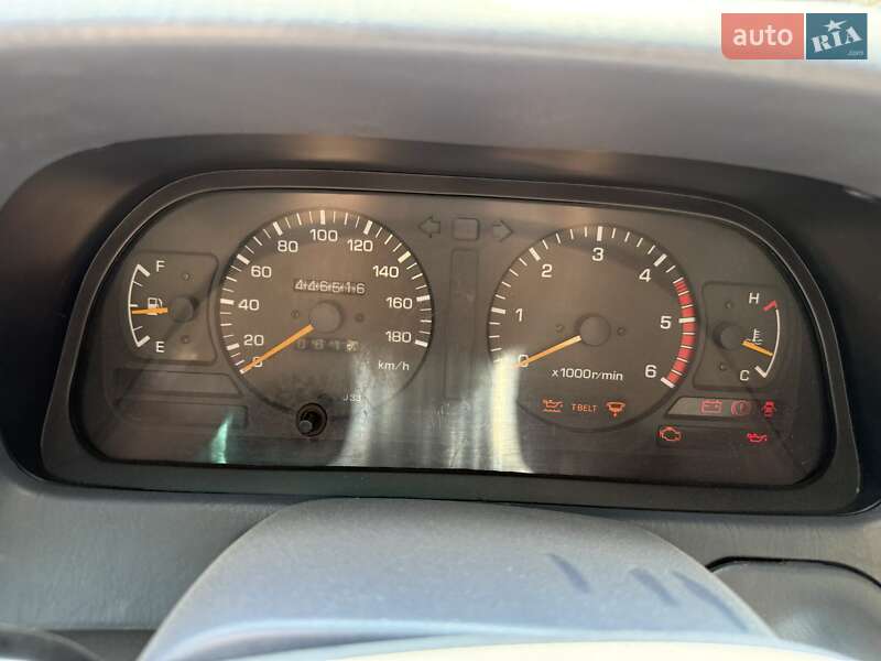 Внедорожник / Кроссовер Toyota Land Cruiser 1998 в Гайсине