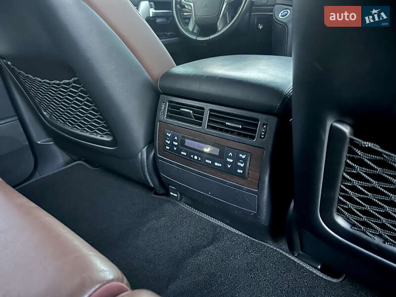 Внедорожник / Кроссовер Toyota Land Cruiser 2016 в Харькове