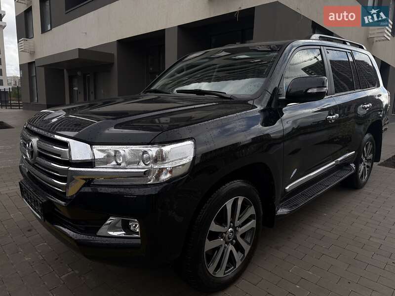 Внедорожник / Кроссовер Toyota Land Cruiser 2020 в Киеве фото 5 Внедорожник / Кроссовер Toyota Land Cruiser 2020 в Киеве
